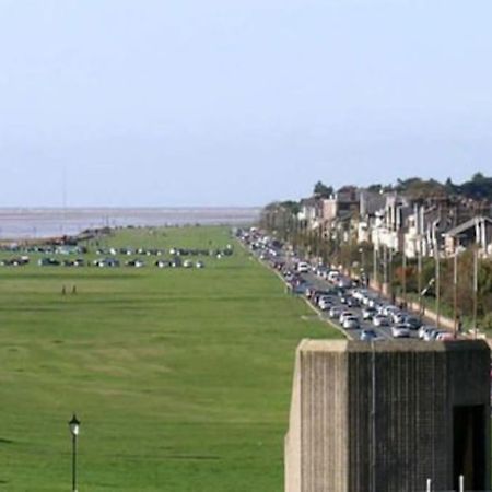 2 Bed Sleeps 6 Beach Retreat St Annes On Sea Villa Lytham St Annes Ngoại thất bức ảnh
