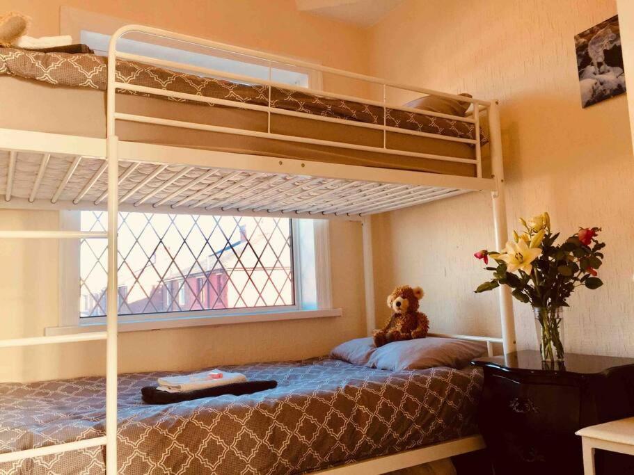 2 Bed Sleeps 6 Beach Retreat St Annes On Sea Villa Lytham St Annes Ngoại thất bức ảnh