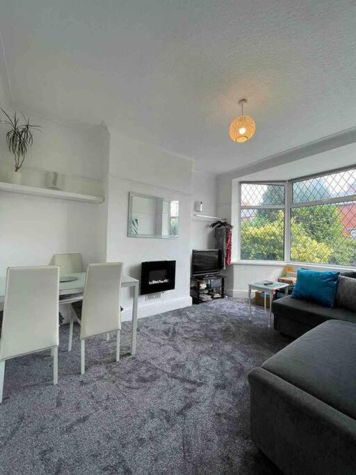 2 Bed Sleeps 6 Beach Retreat St Annes On Sea Villa Lytham St Annes Ngoại thất bức ảnh