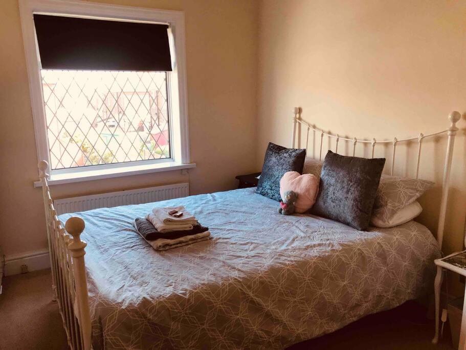 2 Bed Sleeps 6 Beach Retreat St Annes On Sea Villa Lytham St Annes Ngoại thất bức ảnh