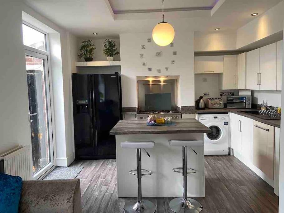 2 Bed Sleeps 6 Beach Retreat St Annes On Sea Villa Lytham St Annes Ngoại thất bức ảnh