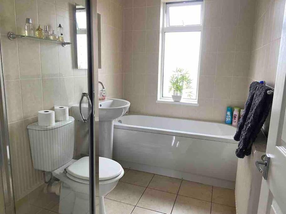 2 Bed Sleeps 6 Beach Retreat St Annes On Sea Villa Lytham St Annes Ngoại thất bức ảnh